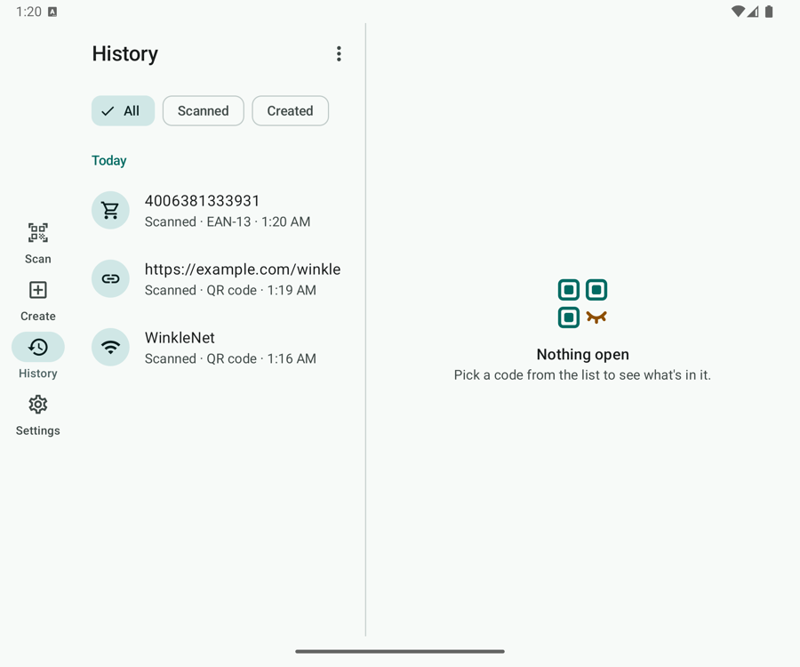 History list and detail side by side on an unfolded device